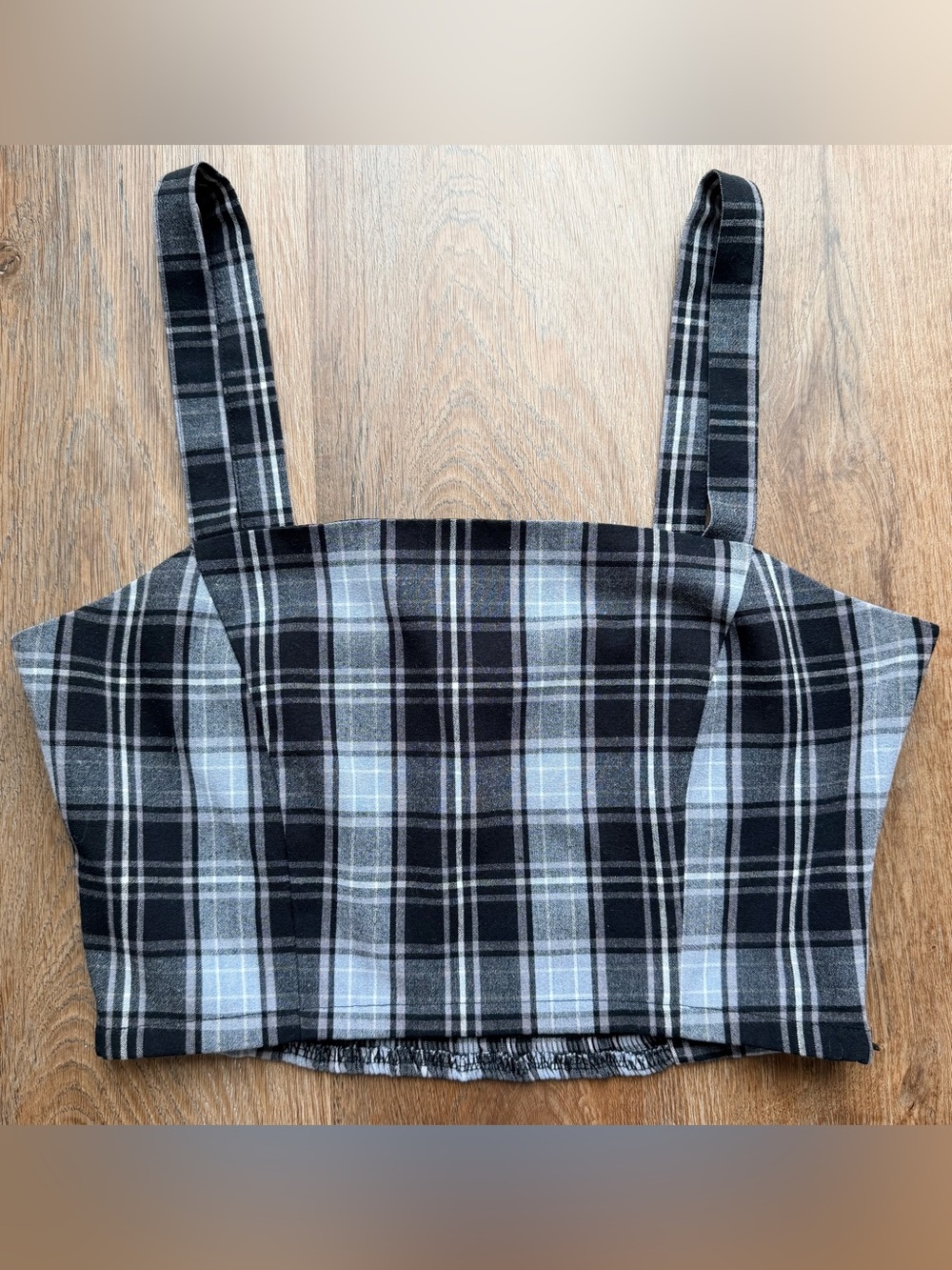 FOREVER 21 | Plaid Cropped Tank Top | Square Neck | Grunge | Y2K